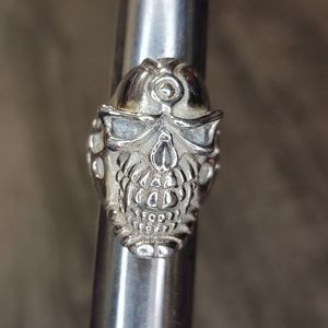 Heavy Sterling Silver Skull Ring Sz 8, 32.8 g, 6.7 mm